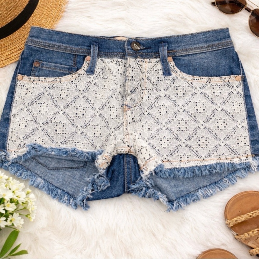 Roxy Denim Shorts Doily Dukes Cut Off White Lace Overlay Stretch Juniors 0/24